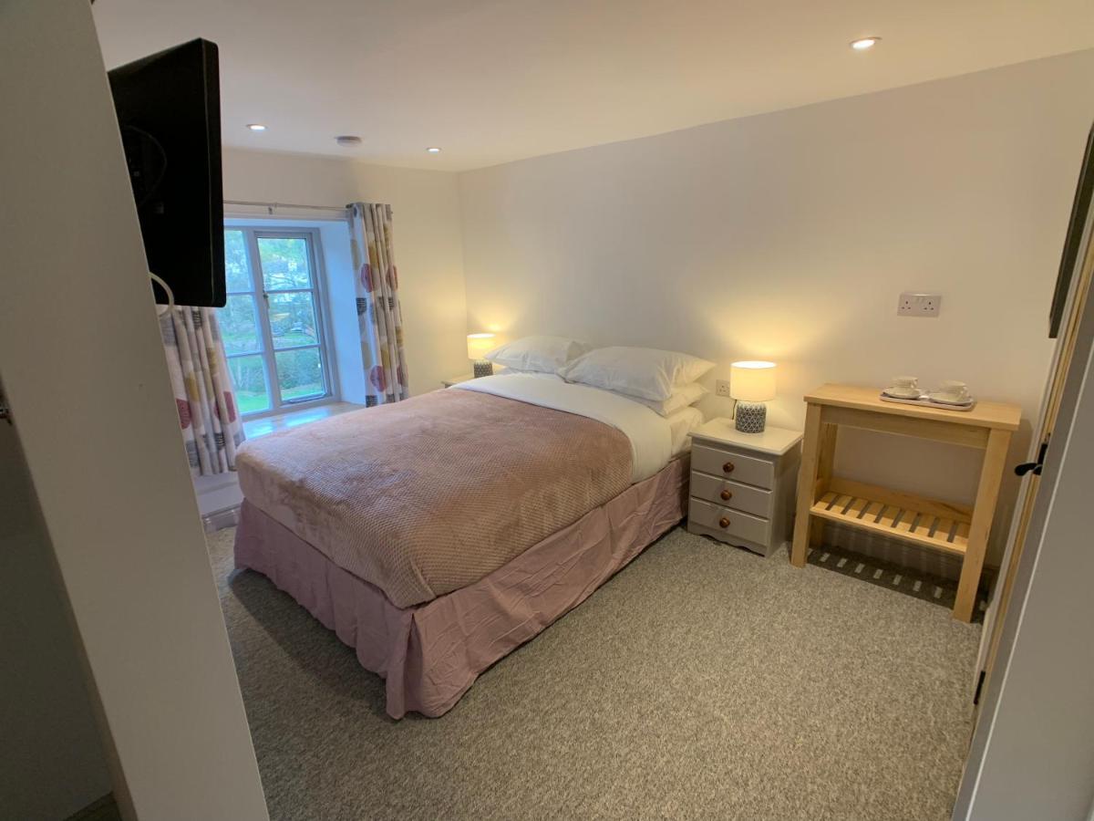Swan House Tea Room And Bed & Breakfast Lydney Exterior foto